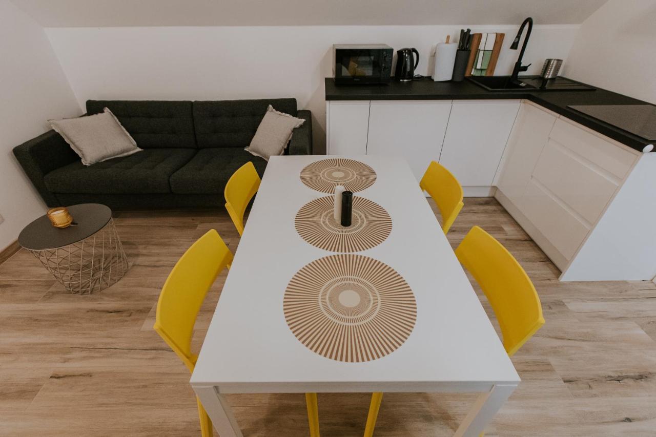 Zapomniany Zdroj Apartment Glucholazy Bagian luar foto