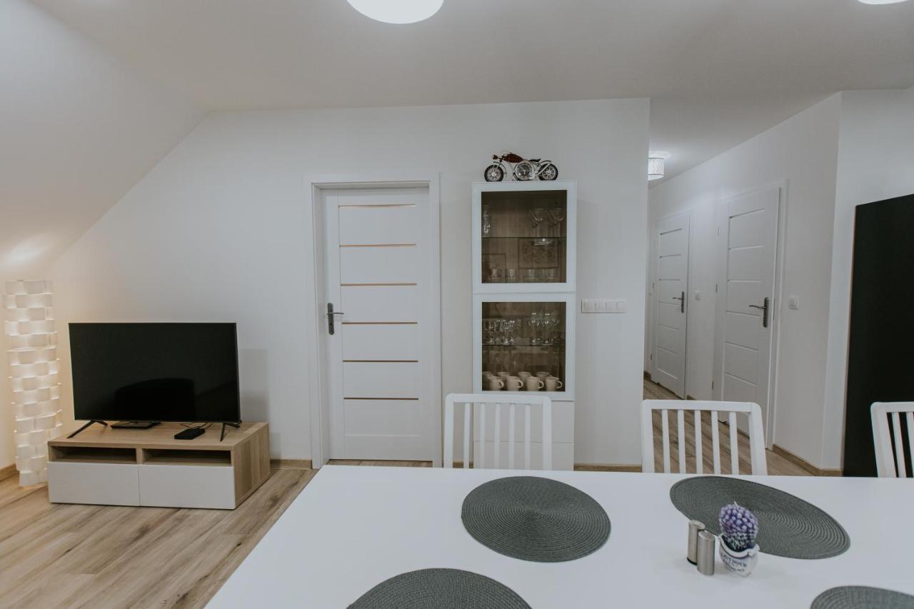 Zapomniany Zdroj Apartment Glucholazy Bagian luar foto